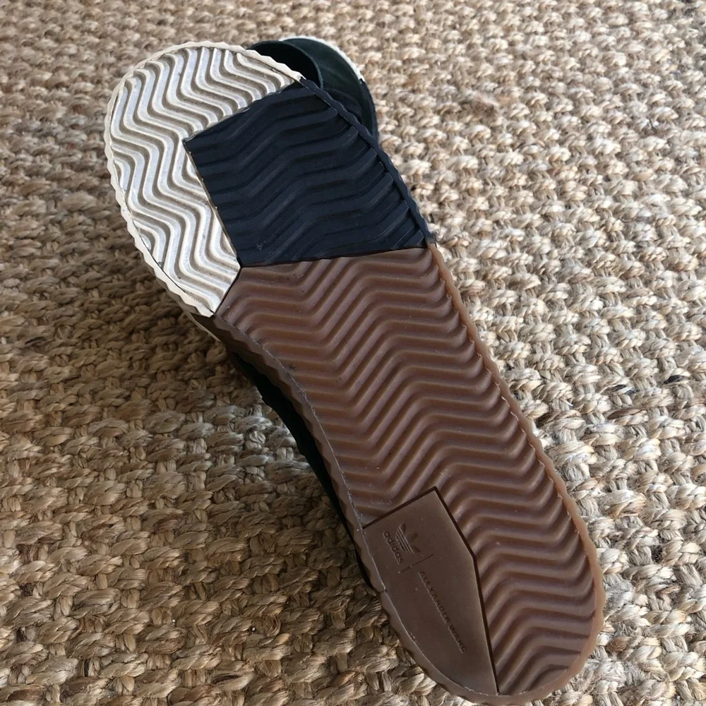 Adidas x Alexander Wang Skate Mid. Size 11.5